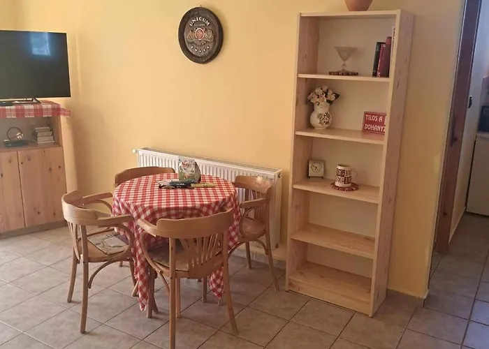 Balaton גיינסדיאס