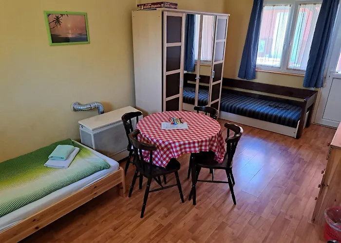 Balaton Beach Apartment Gyenesdias